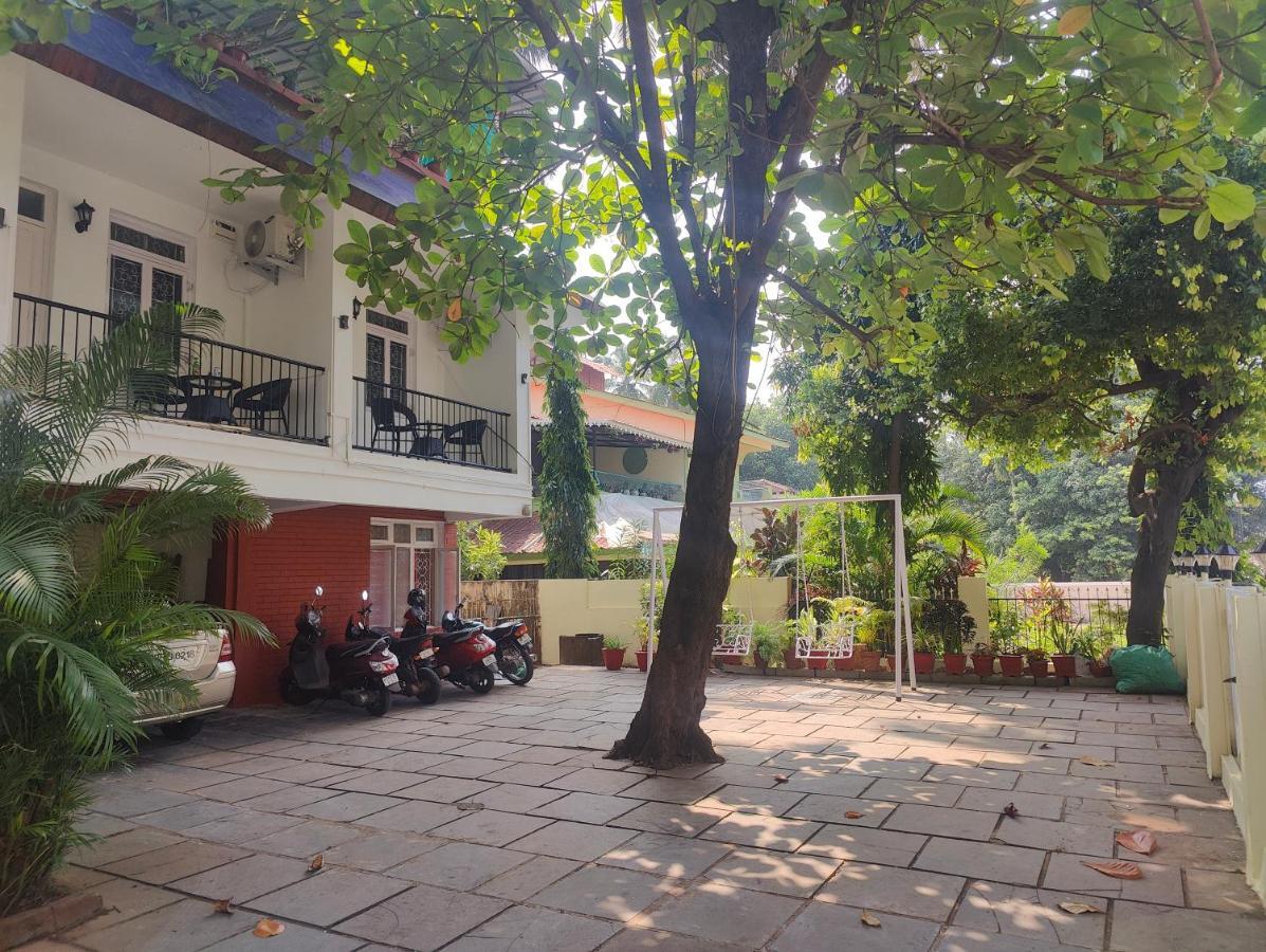 Riomarbr Bed and Breakfast Panaji Eksteriør billede